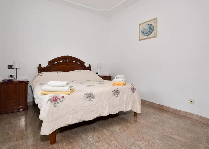 Ana Lovely 2 Bedroom Villa *